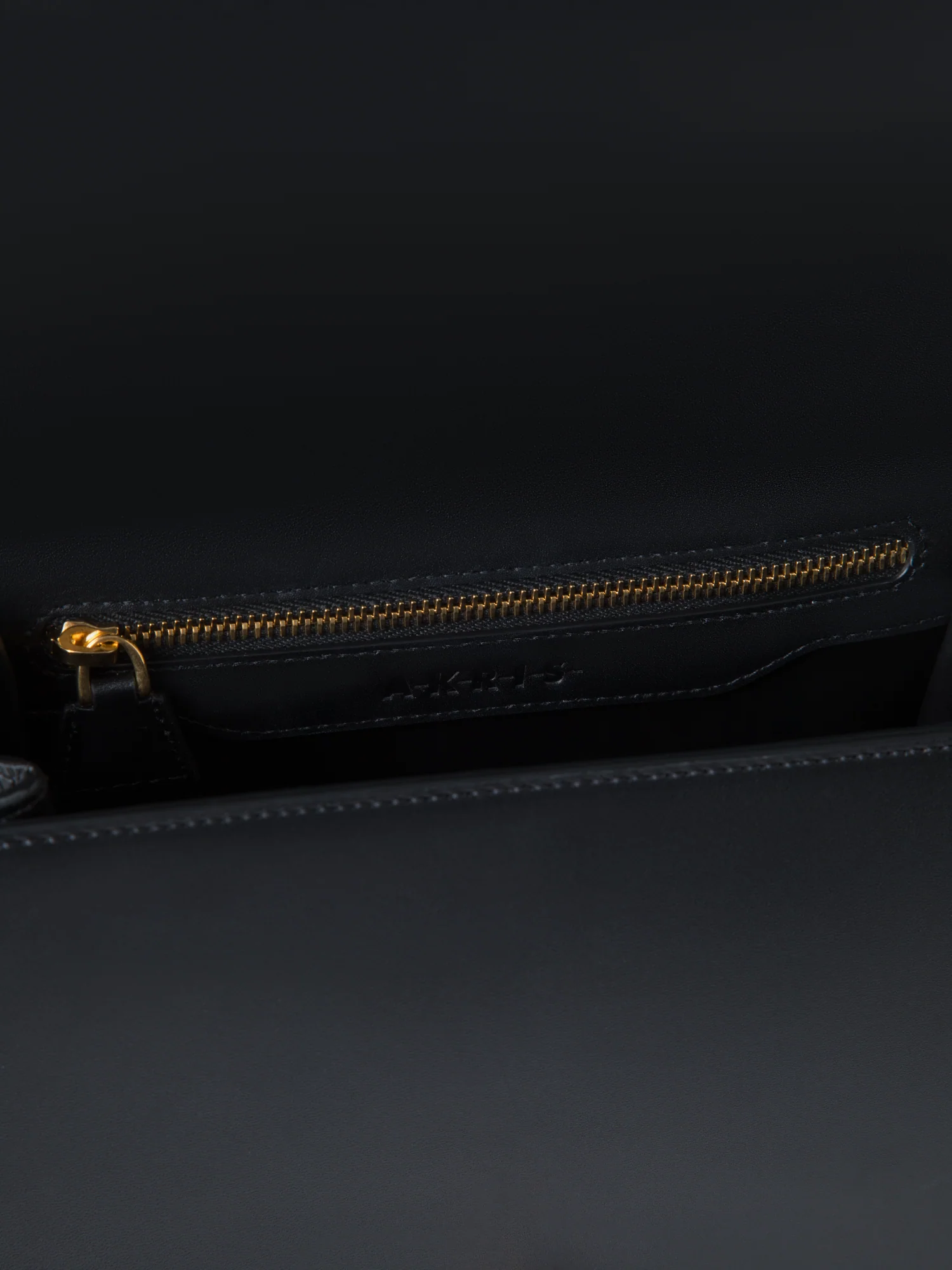 Alice Small Top Handle Bag - Image 4
