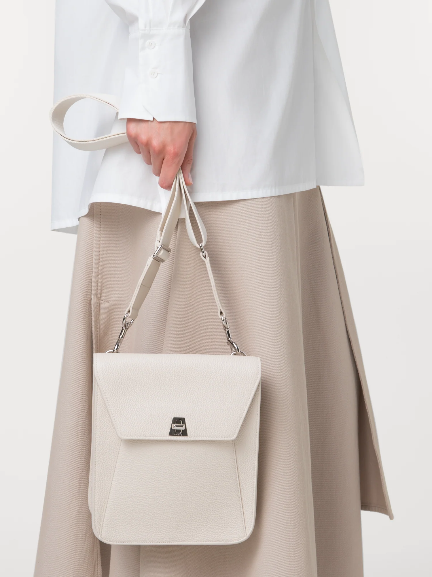 Anouk Little Messenger Bag - Image 2