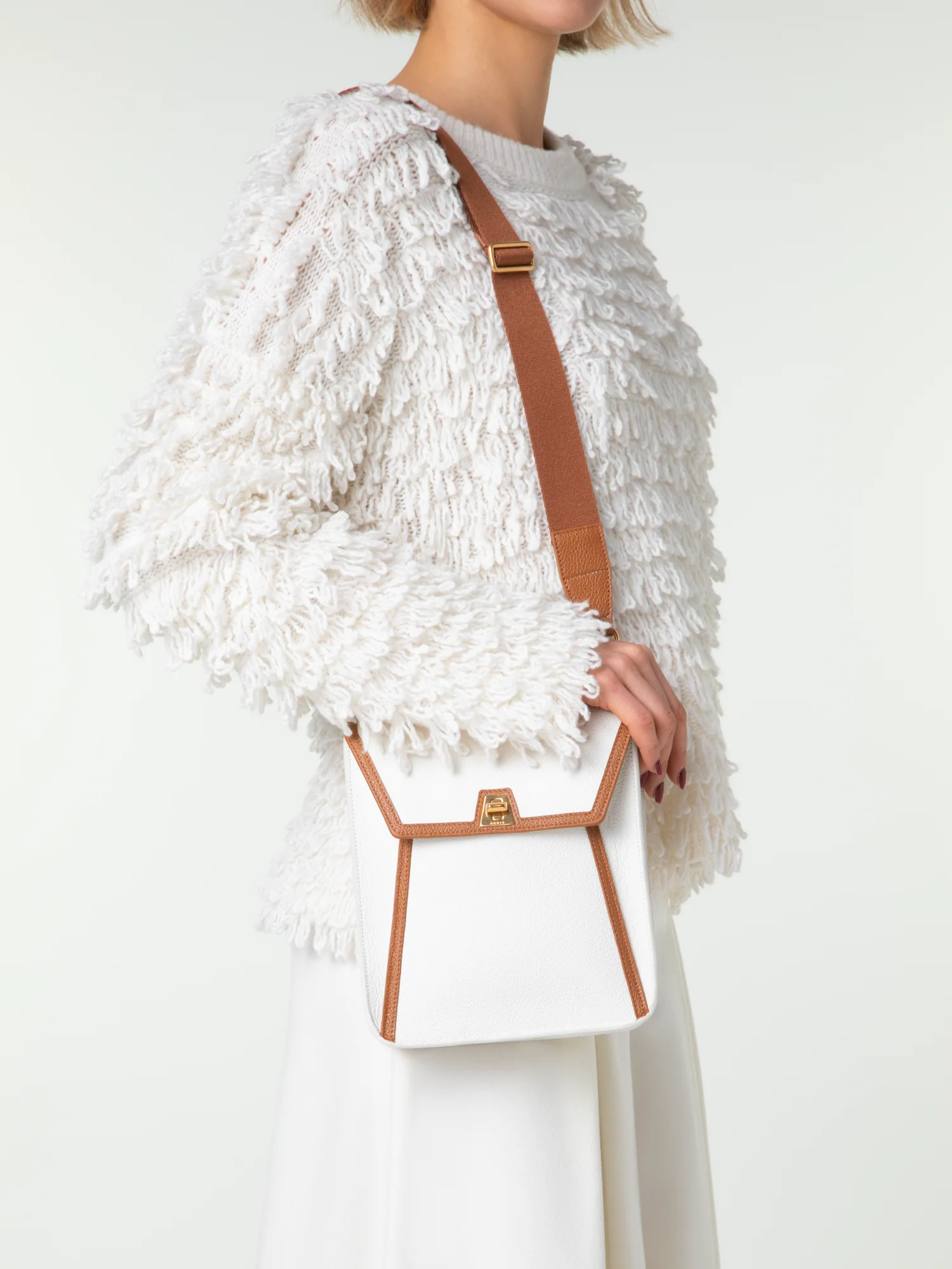 Anouk Little Messenger Bag - Image 2