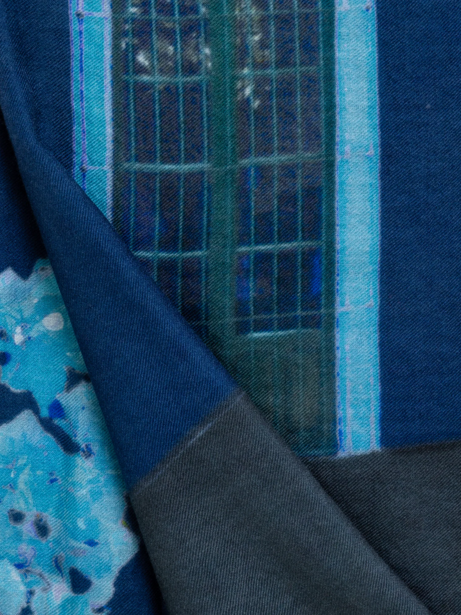 Cashmere Silk Bougainvillea Porta Print Scarf - Image 2