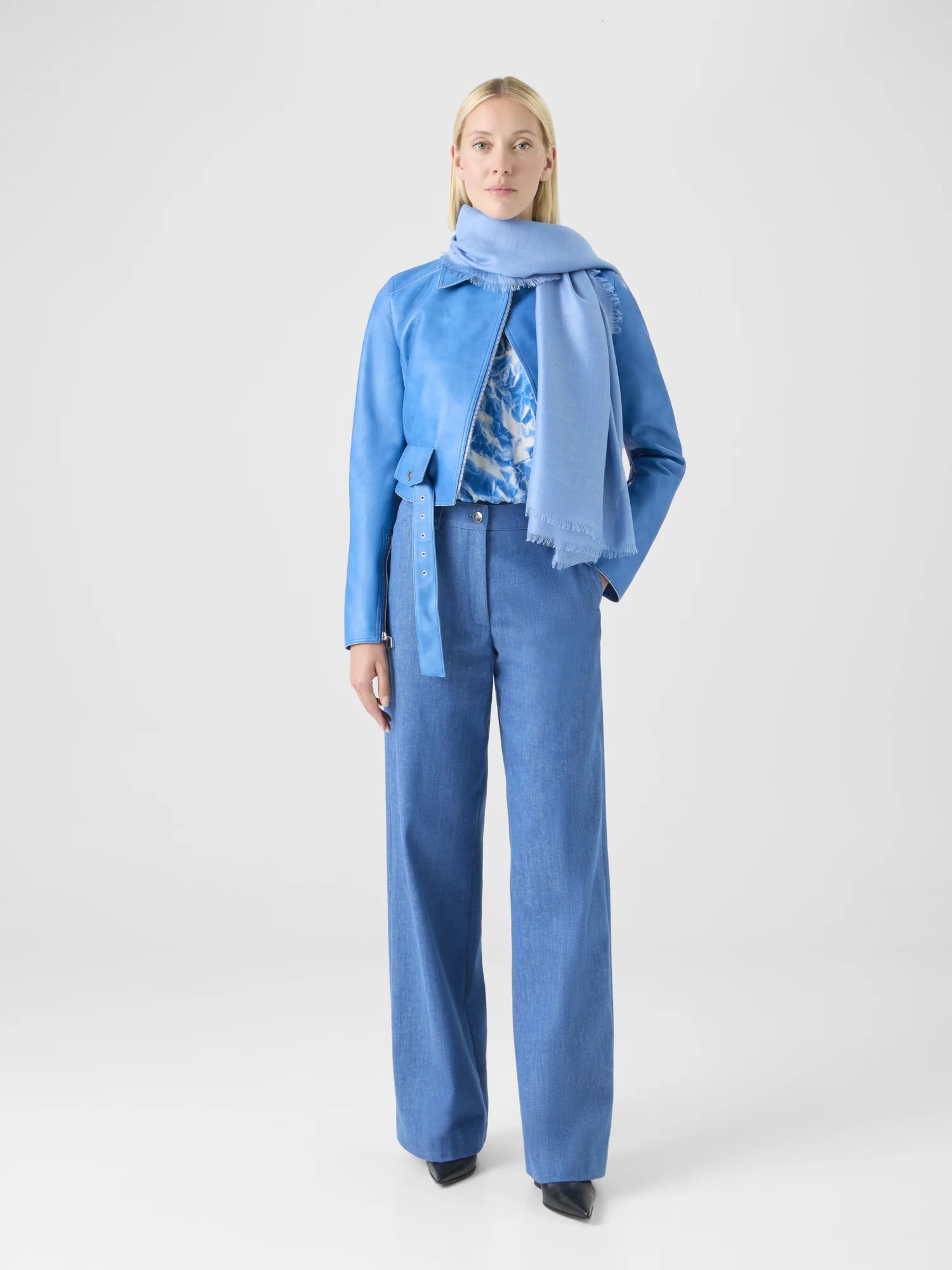 Cashmere Silk Scarf with Lurex Frame - Image 2