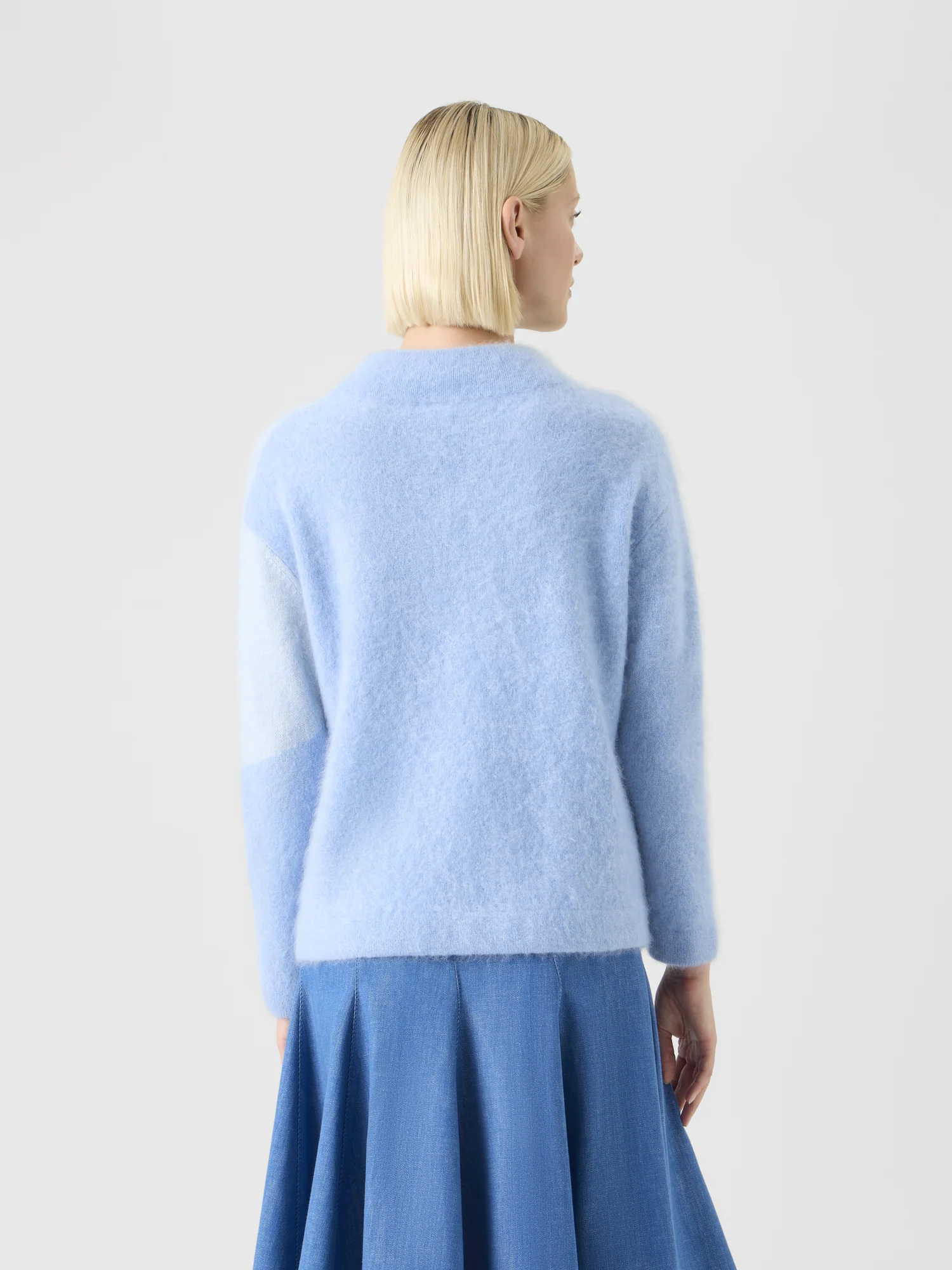 Cloud Cashmere Sweater with Sunbeam Intarsia - Image 5