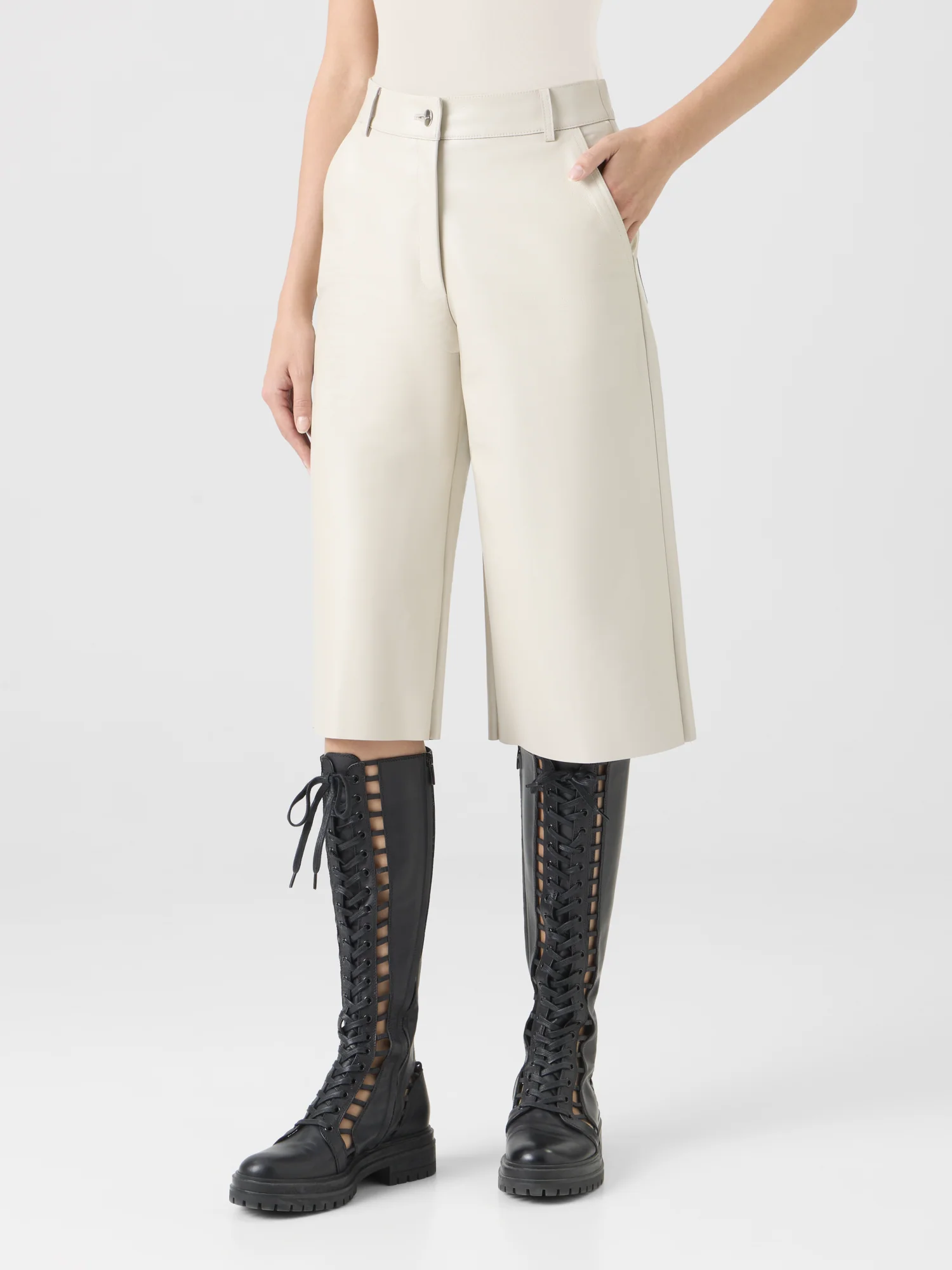 Lacquered Leather Wide-Leg Bermuda Shorts - Image 4