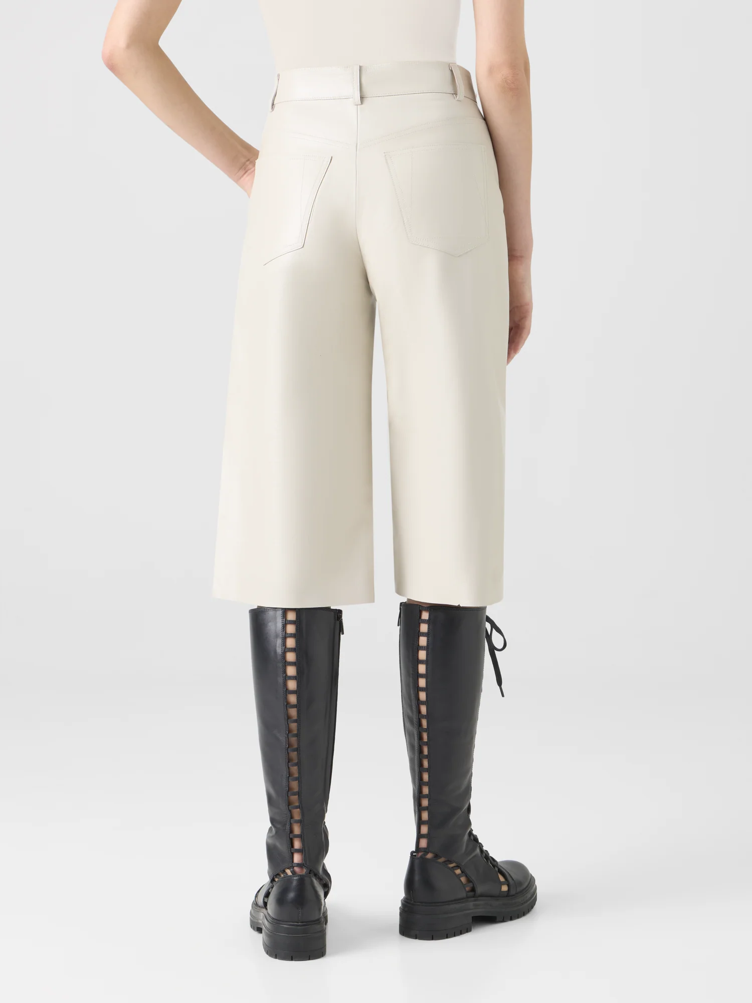 Lacquered Leather Wide-Leg Bermuda Shorts - Image 5