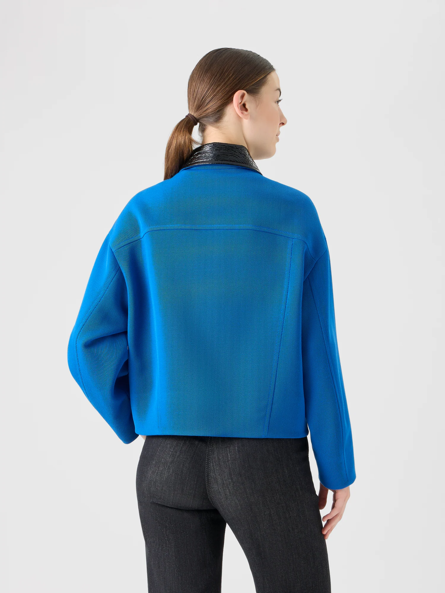 Short Jacket in Heavy Wool Tricotine - Image 5