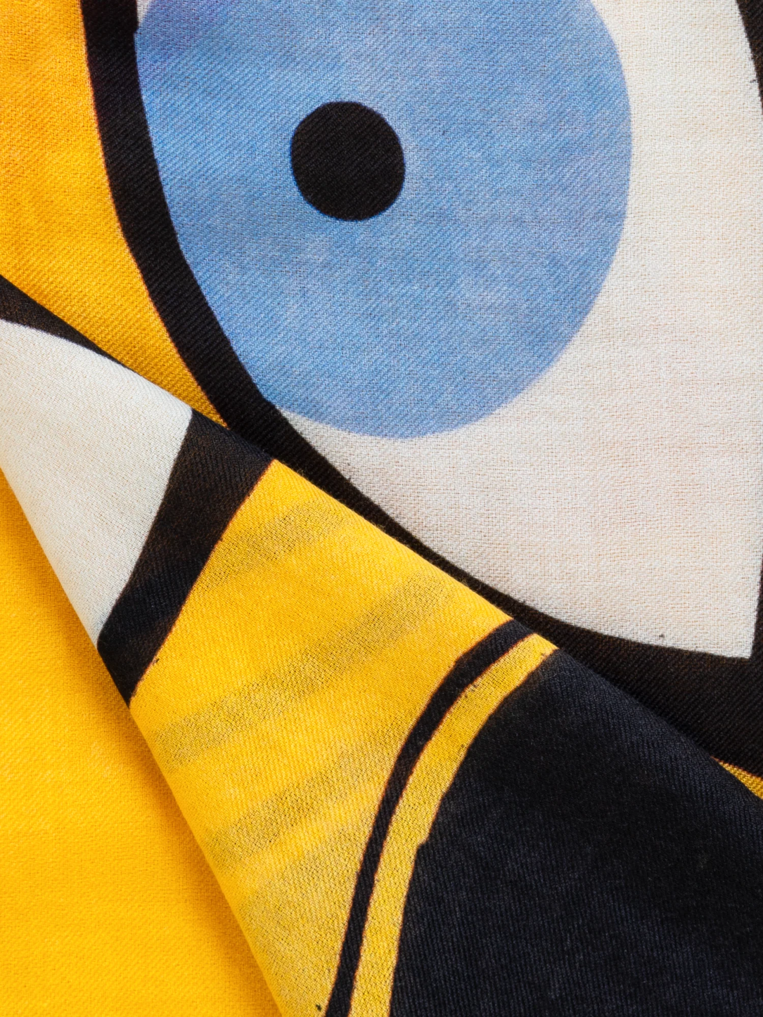 Scarf in Cashmere and Silk with Portrait Print - Image 2