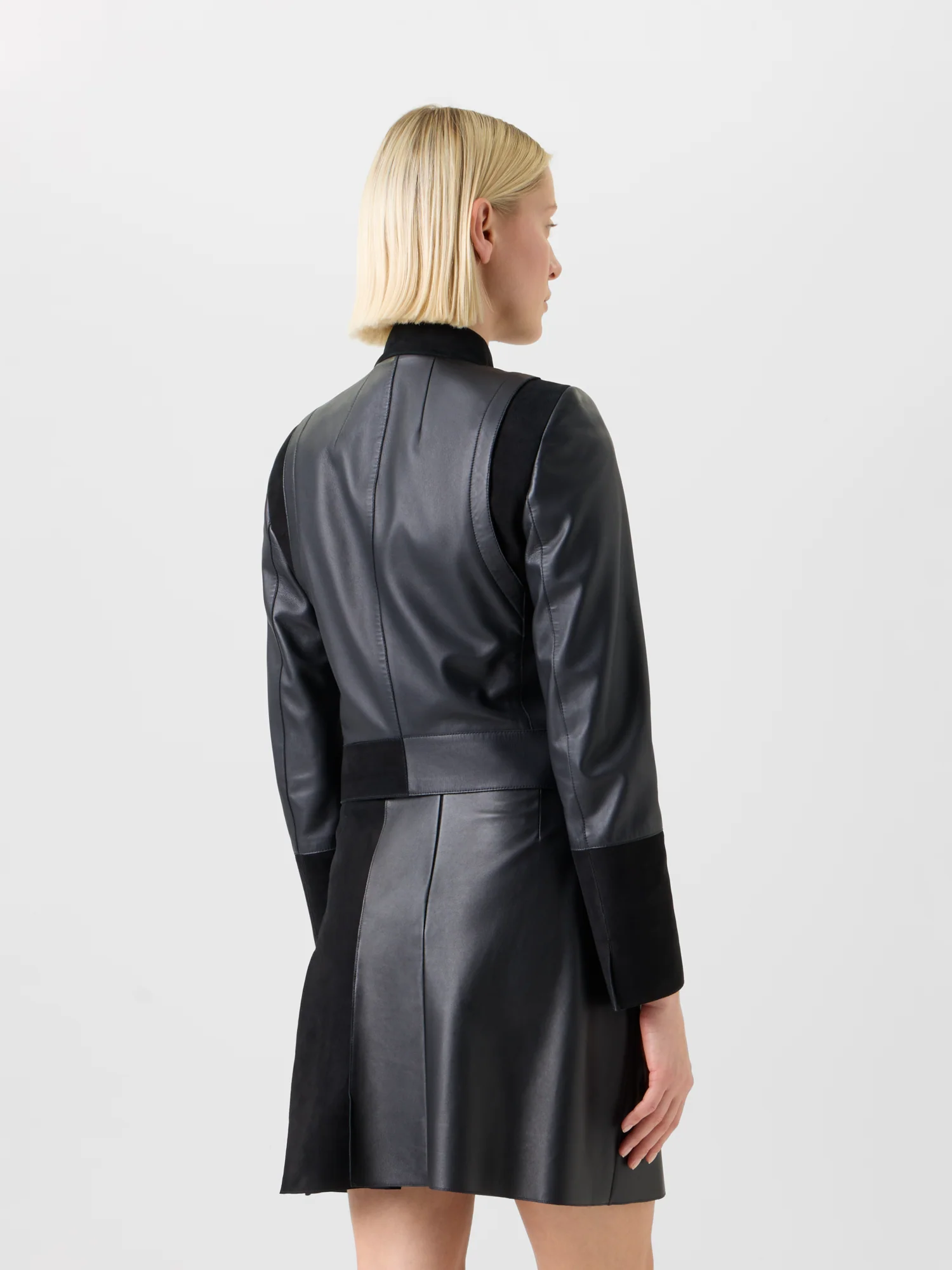 Short Fitted Double-Breasted Leather Jacket - Image 6