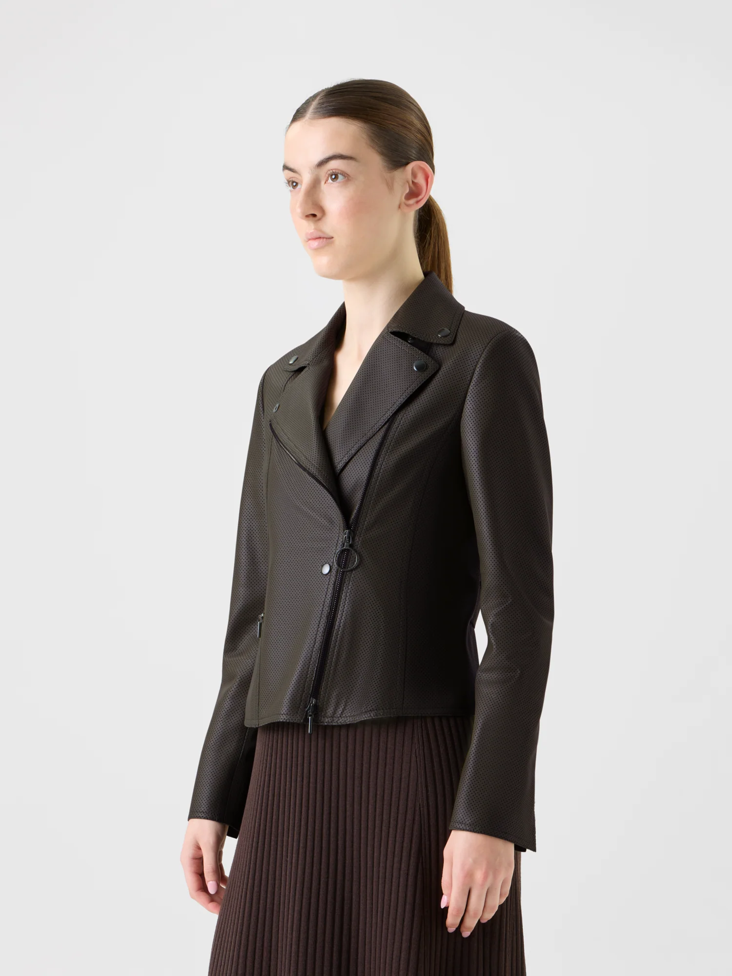Short Fitted Leather Biker Jacket - Image 4