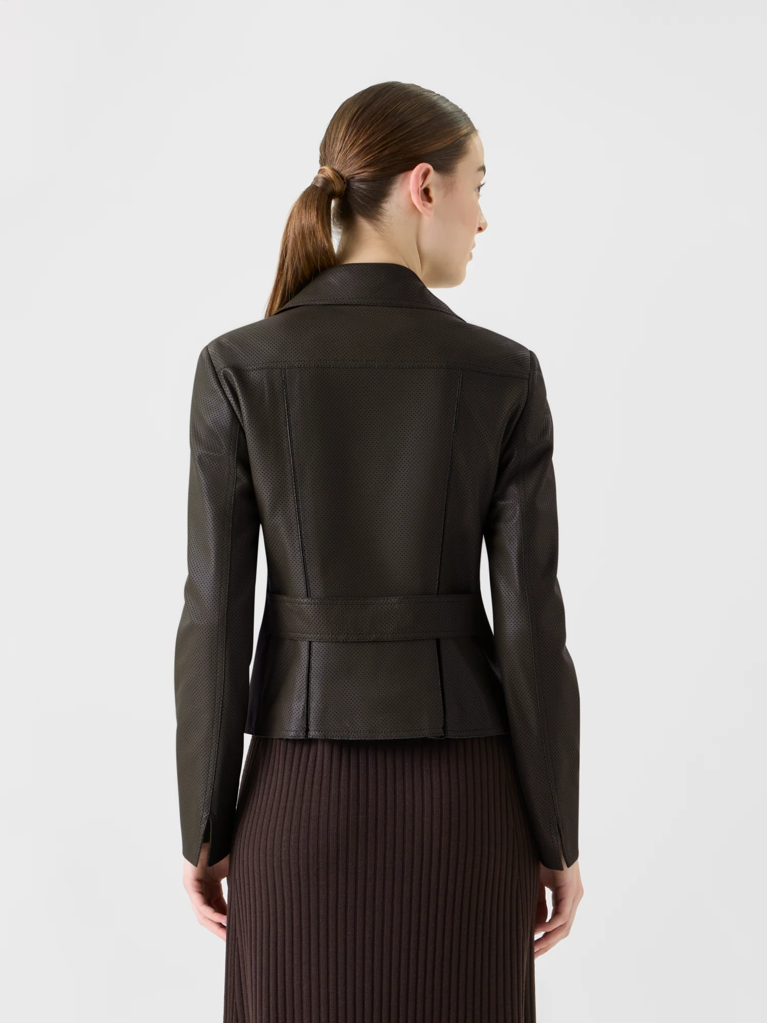 Short Fitted Leather Biker Jacket - Image 5